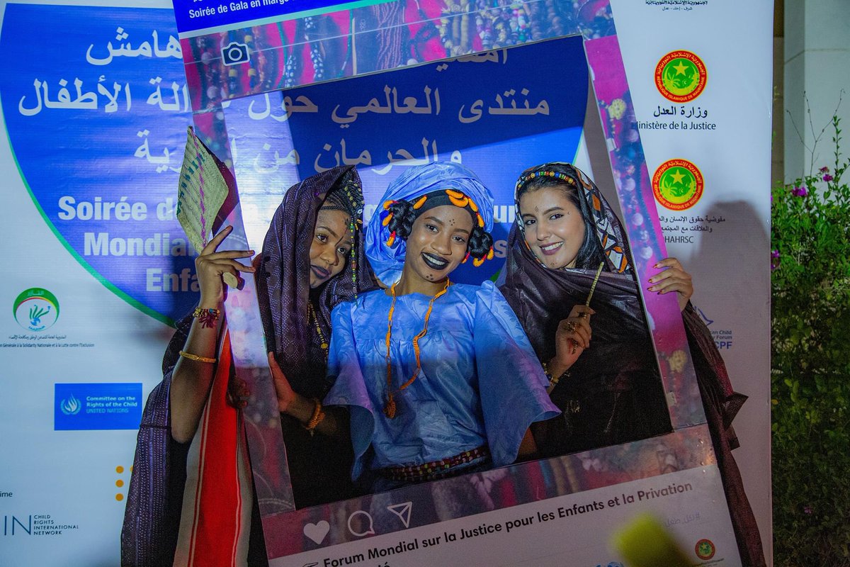 unicefmauritani's tweet photo. Une exposition d’œuvres élaborées par les enfants du #CARSEC, ainsi qu’un concours international de dessin sur les questions de #VBG, a également permis d’assurer le plaidoyer et vulgariser les droits de l’enfant par les enfants eux mêmes
#PourChaqueEnfant, la justice 💙 https://t.co/iSS4Ag9FeT