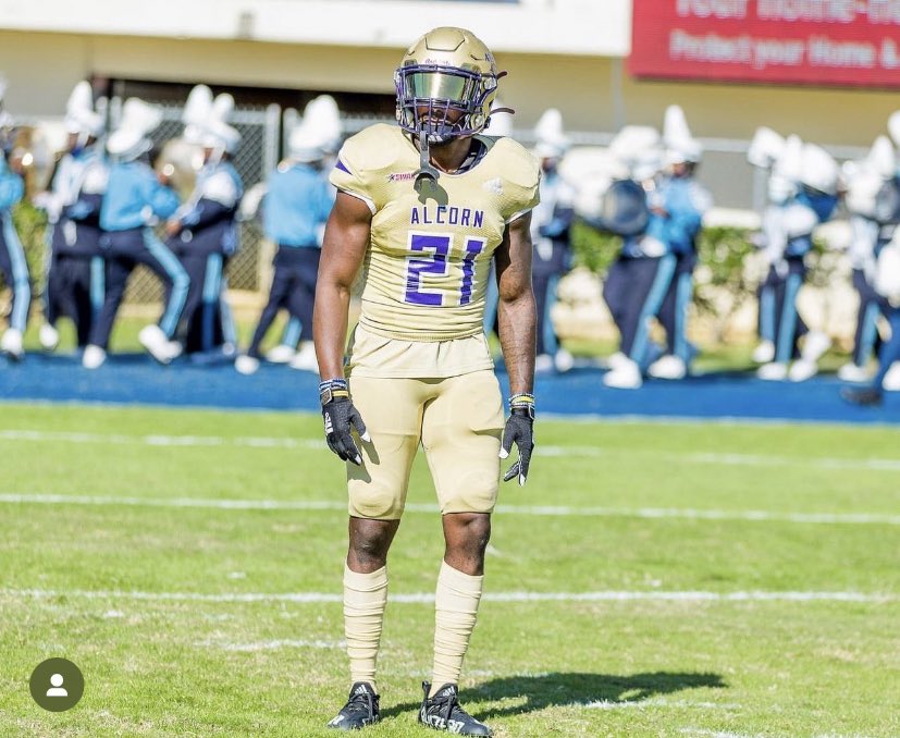 Blessed to receive an offer to Alcorn State University🙏🏾‼️ <a href="/TDGrays/">Coach T.D. Grays</a> <a href="/AlcornStateFB/">Alcorn  Football</a> @COACHTQUINN @ALCORN_COACHJP <a href="/JuCoFootballACE/">JuCo Football Forer</a> <a href="/JUCOFFrenzy/">JUCO Football Frenzy</a> <a href="/MSJUCOREPORT/">MS JUCO FOOTBALL™️</a>