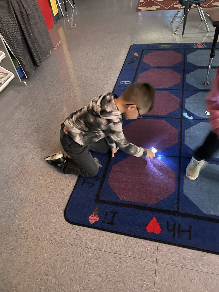 Kelly Hain tweet media