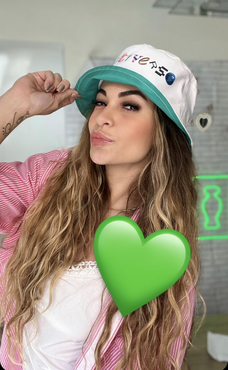 milabf_'s tweet photo. Cadeee  minha torcida por aqui tem alguém?! 🤭🤭💚💚💚 https://t.co/ZM6YRNf681