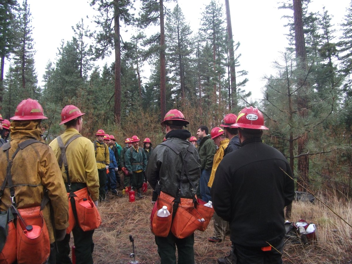 Forest Resiliency (@notactiveafr) on Twitter photo Cooler temps and rain = more good fire! Burn season is beginning and we are getting ready. ashland.or.us/news.asp?newsi… Cooler temps and rain = more good fire! Burn season is beginning and we are getting ready. ashland.or.us/news.asp?newsi…