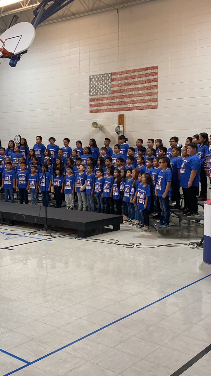 Victor Ornelas 3rd graders celebrating veterans!