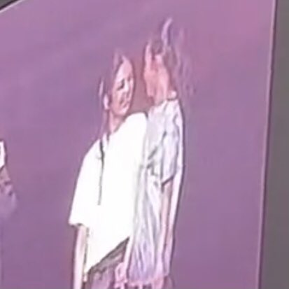 BP__OT4's tweet photo. @jensoothai เจนซูทั้งใจเขายังไม่เลิกกันเขารักกัน!!!#JENSOO https://t.co/Kc4aiftBG9