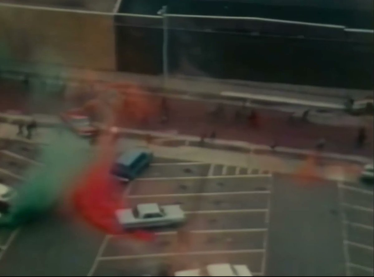 "I’m not sure what happened, but people are dropping like flies.”  My appreciation of Bill Rebane's Invasion from Inner Earth (1974): senselesscinema.com/2022/11/invasi…