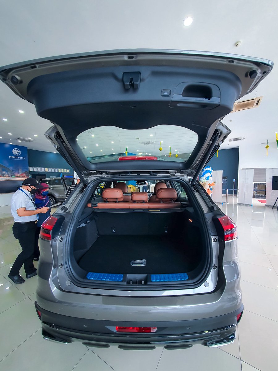 KerolAzmel's tweet photo. #READYSTOCK

PROTON X70 PREMIUM DAN EXECUTIVE

✅FULL LOAN
✅FAST STOCK
✅SPECIAL OFFER END YEAR
✅DELIVERY DOOR TO DOOR
✅SIDE STEP FREE
✅GOOD SERVICE
✅FREE SERVICE

BOLEH TERUS TANYA WHATSAPP SAYA https://t.co/rugVnifc6P https://t.co/94u7Wb7le5