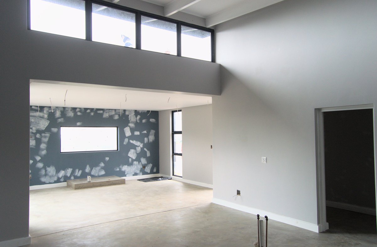 EstateWindspur's tweet photo. Building update...so close to being finnished!!
#windspurestate #nottinghamroad #midlandsmeander #plotandplan #ecoestate  #sustainableliving #freshnewstart #greenphilosophy #naturalbeauty 
Contact : Ian Dickson | Property Developer E | ianspico@gmail.com 
M | +27 (0)79 527 1344 https://t.co/EYnJCnV0rK