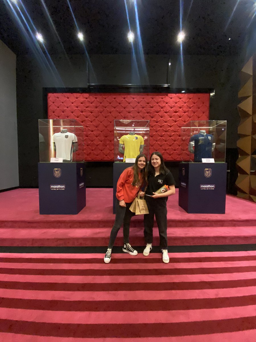 mpazfrixonen's tweet photo. #MKTFutboleroUSFQ @MarketeersUSFQ https://t.co/66LXIamb4g
