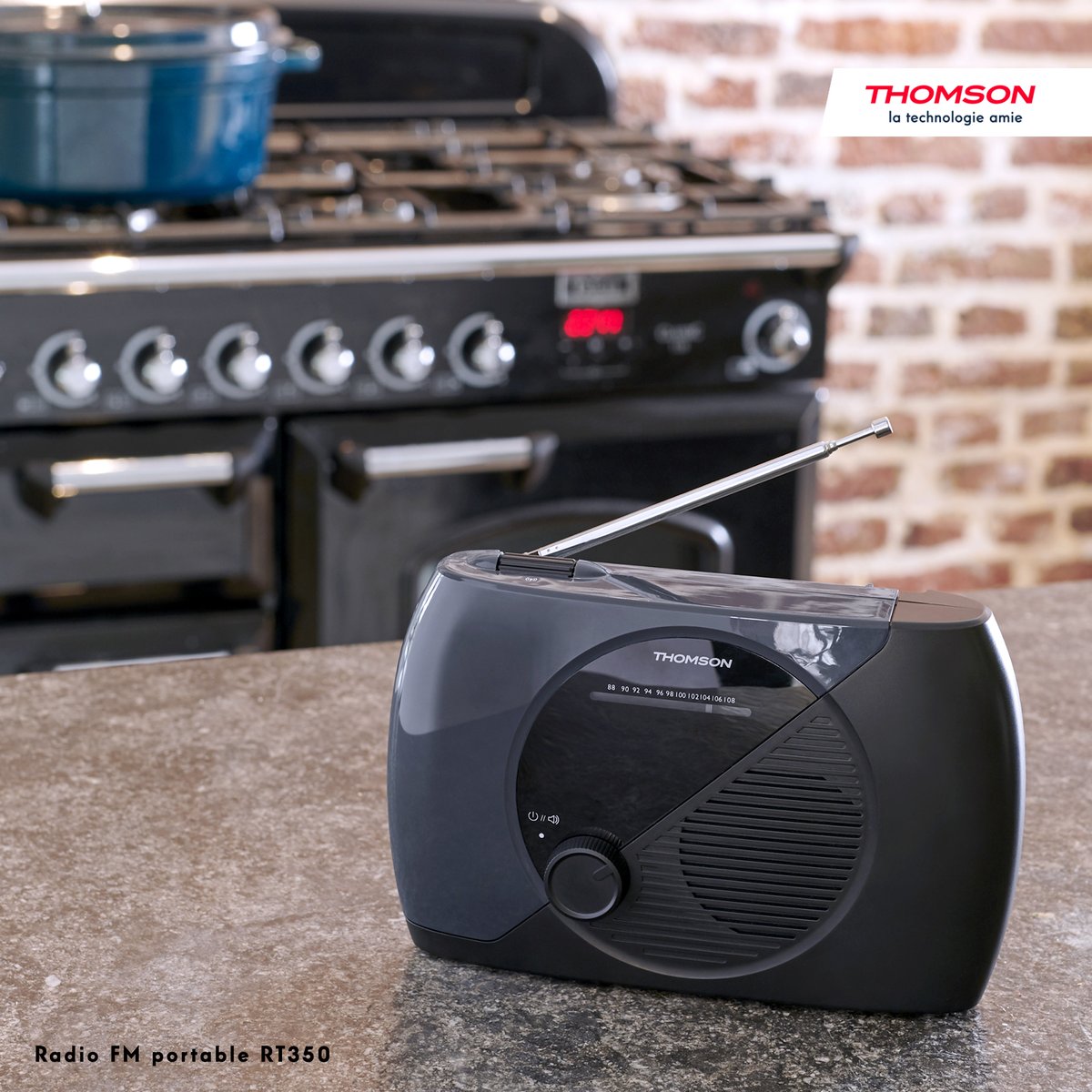 Thomson_FRA's tweet photo. Élégantes et designs, les radios portables RT350 & RT353 #Thomson vous accompagneront toute la journée, que ce soit pour vous divertir, en écoutant de la musique ou pour vous informer ! 📻
▶️ https://t.co/cE4Wrm3wUT
#ThomsonAudio #RT353 #RT350 https://t.co/FVxUTkCEy5