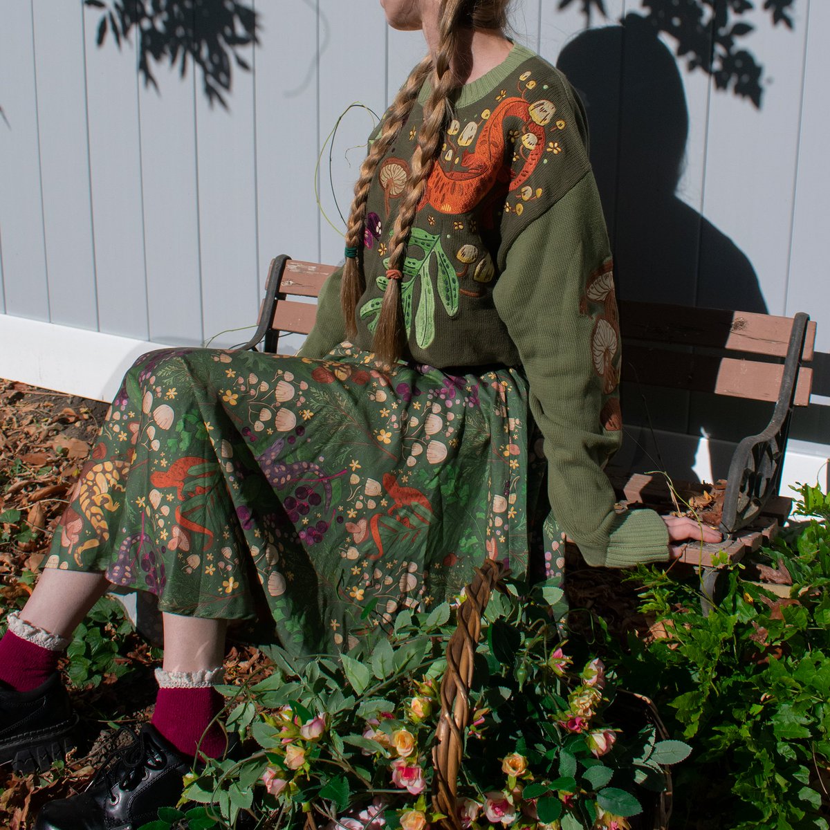 morningwitchy's tweet image. 🌱 Only a few days left until the launch of the Salamander Woods tencel skirts!!