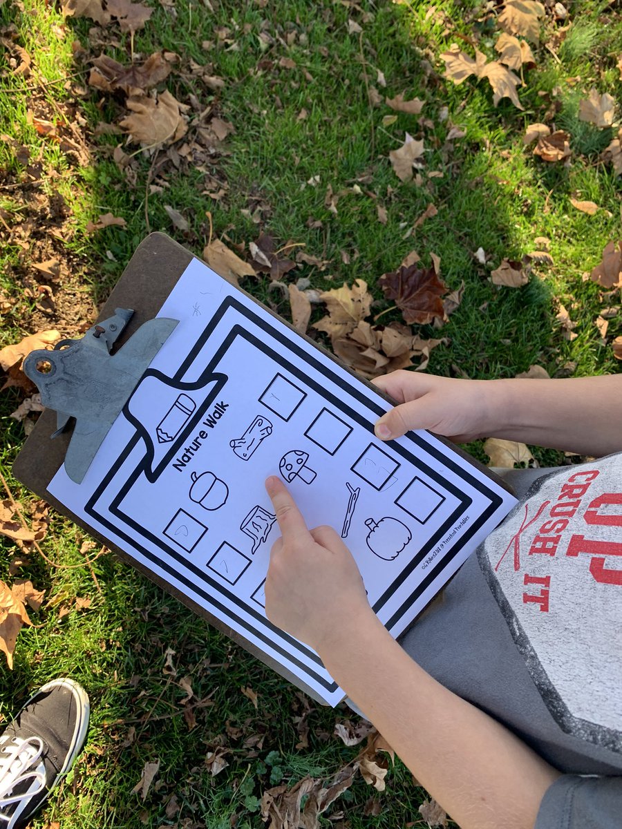 TeachJenFischer's tweet photo. Nothing better than a Fall nature walk! 🍁☀️🍄 #FTSFireballs https://t.co/ipevaKhrfu
