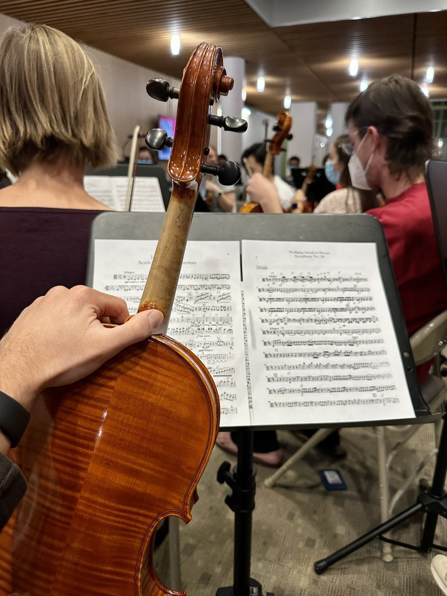 M4, a time when you can finally enjoy the things you love without that lil voice in your ear making you feel like you should be doing uworld or anki every spare second of your day …true bliss! 

Thankful for this space to create and connect 🫶 #ProvidenceMedicalOrchestra