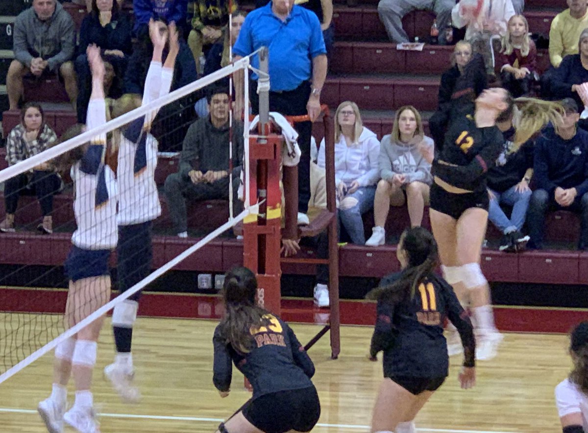 BradBiles's tweet image. First set in the books in Parkville, Mo., as @naia No. 13 @ParkUniversity @ParkPirates women’s volleyball team takes 25-17 victory over @WPUAthletics in @HeartSportsNews tourney semifinals. #ProtectTheBreck