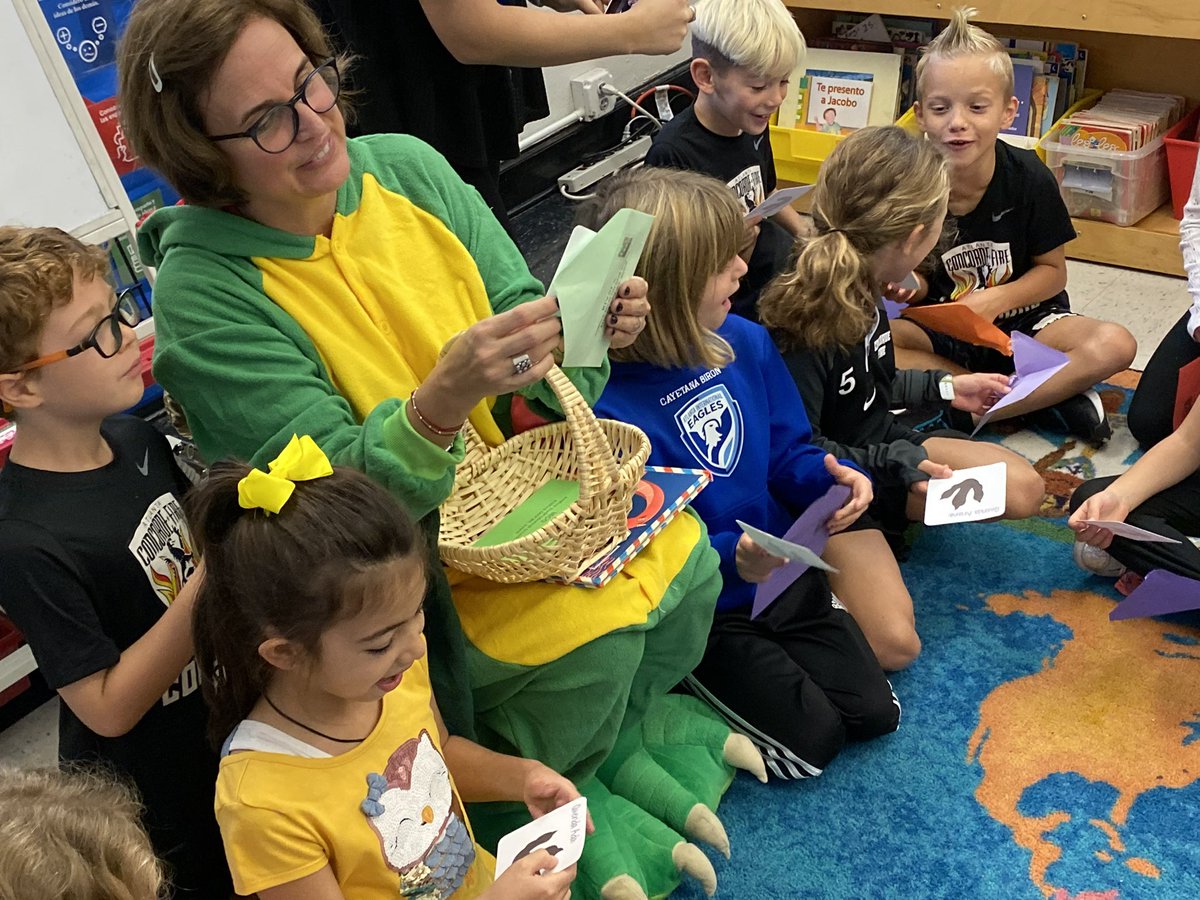 AIS_K12Library tweet media