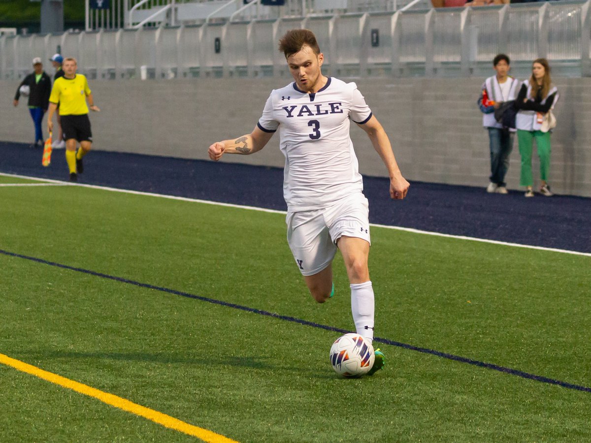 ✨ Senior Spotlight✨

#3 Sigfus Arnason

🐶Defender

🐶Reykjavic, Iceland

He has been a starter and consistent playmaker throughout his career. This season he is one of only three Bulldogs to have started all 15 games. He scored in Yale’s win at Marquette and assisted on the