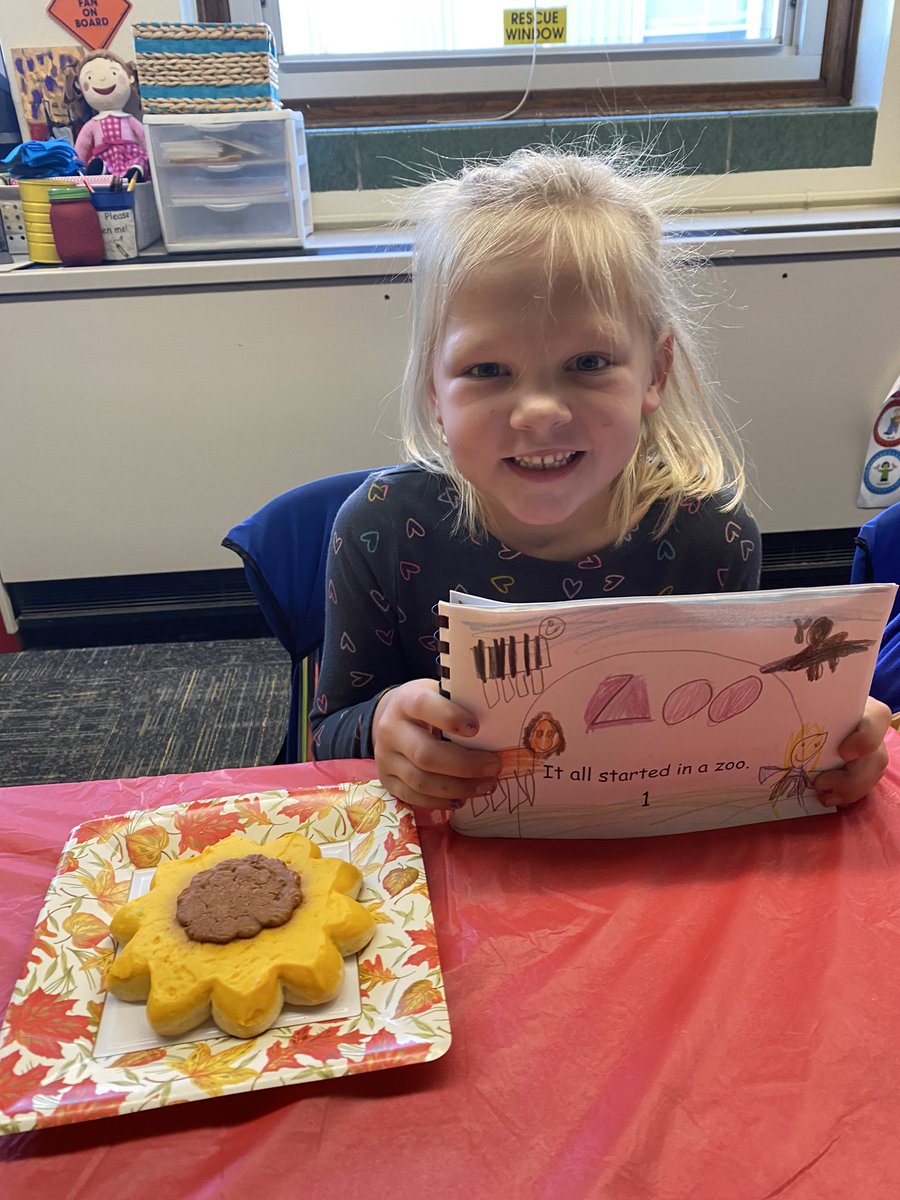 Emerson1stGrade's tweet photo. So proud to be authors! #witandwisdom https://t.co/mvaIT0N3mB