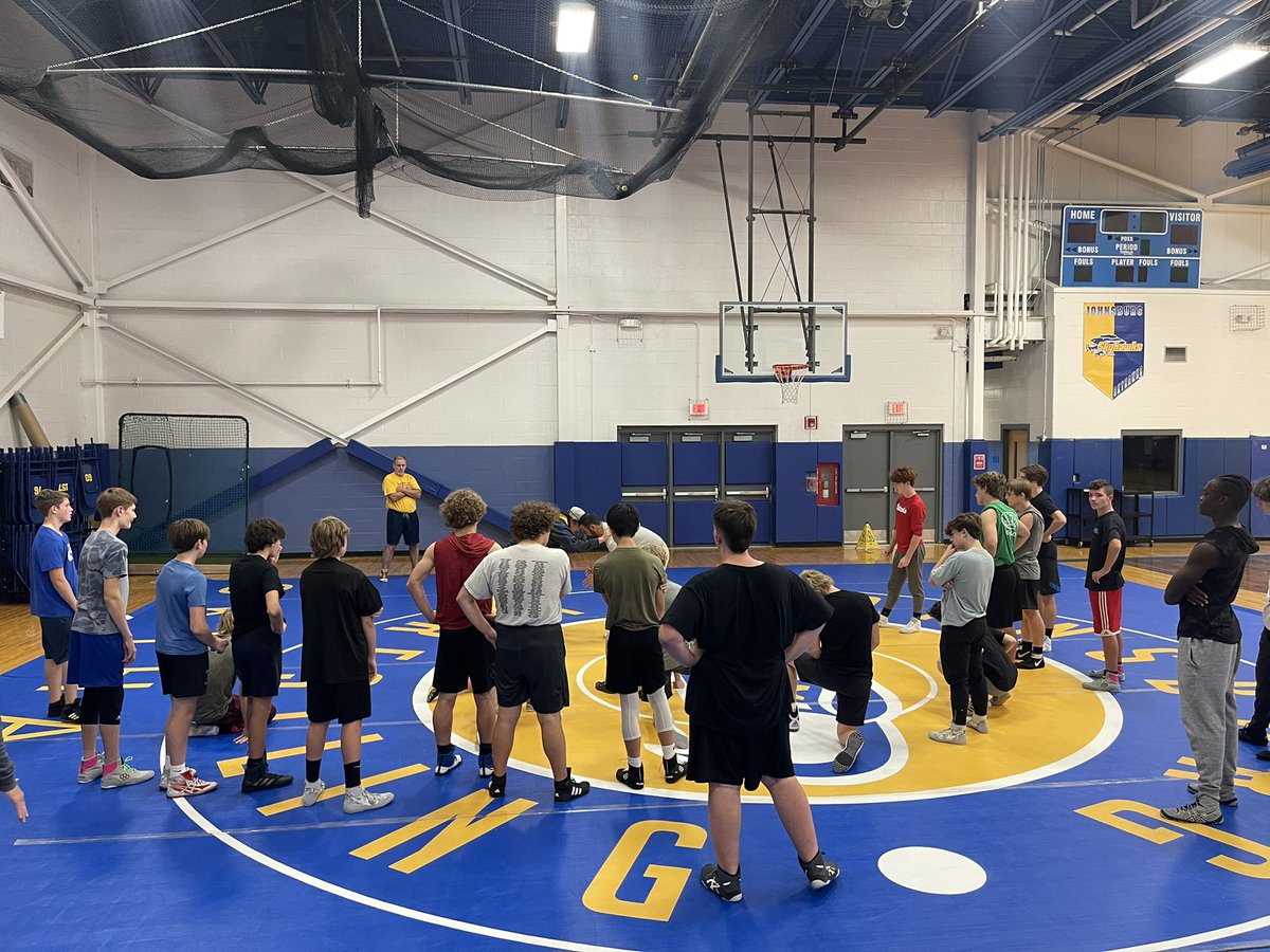 GoJHS_Wrestling's tweet photo. Day 2 is in the books!  Your #SkyhawkWRESTLERS learning the skills to #TrainWorkWin🦅🟡🔵 https://t.co/1E2ZemOzUb