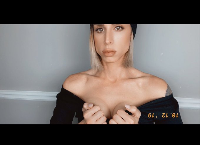 Omg, I was such a skinny baby trans 😭 https://t.co/SV6kzOTu4F<a href="/tag/gluteday"class="tags"><span>#gluteday</span></a>