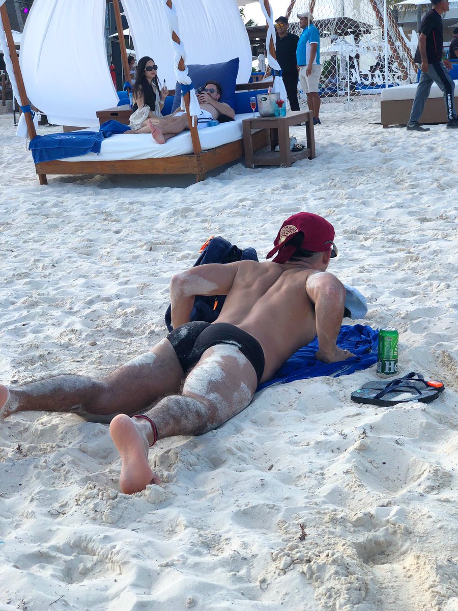 juniorcanoca's tweet photo. https://t.co/ovJv63K79P Que ganas que seas la arena 🥵💪🏼🤭🏝 Cancun esta muy hot 🥵 o yo 🤭 https://t.co/ovJv63K79P https://t.co/DPC6SNmw1n