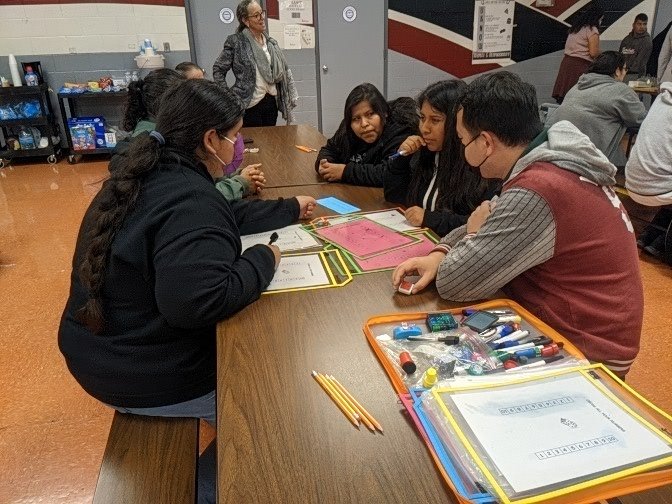 PusdMath_CLopez's tweet photo. Math Game Night @MarshallPUSD! Had fun playing math games with CalPoly future Math teachers! https://t.co/jLdSwbmgdH