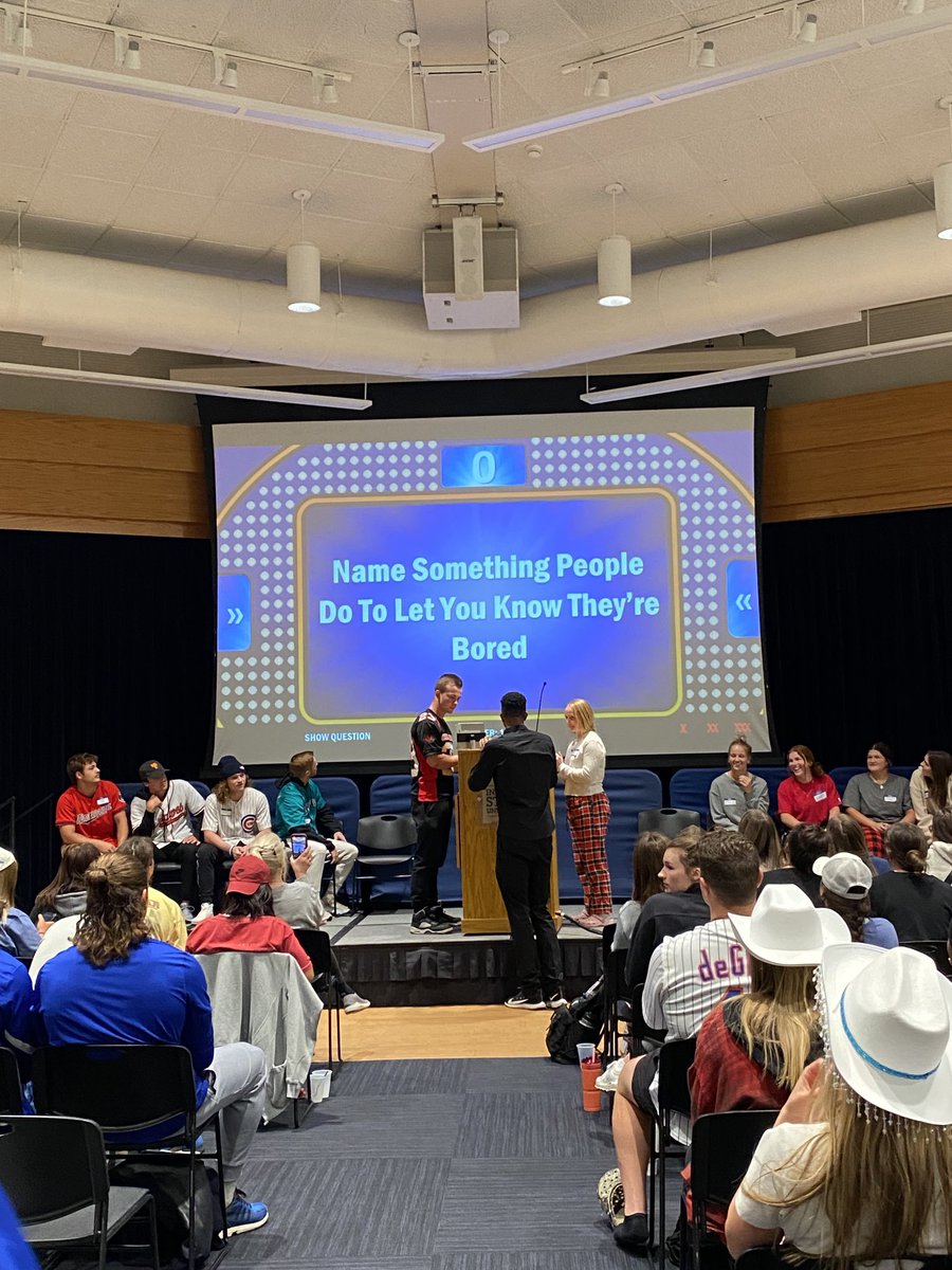IndStSAAC's tweet image. We had some fun tonight! Nothing like a little #FamilyFeud with your Sycamore Family 🥸