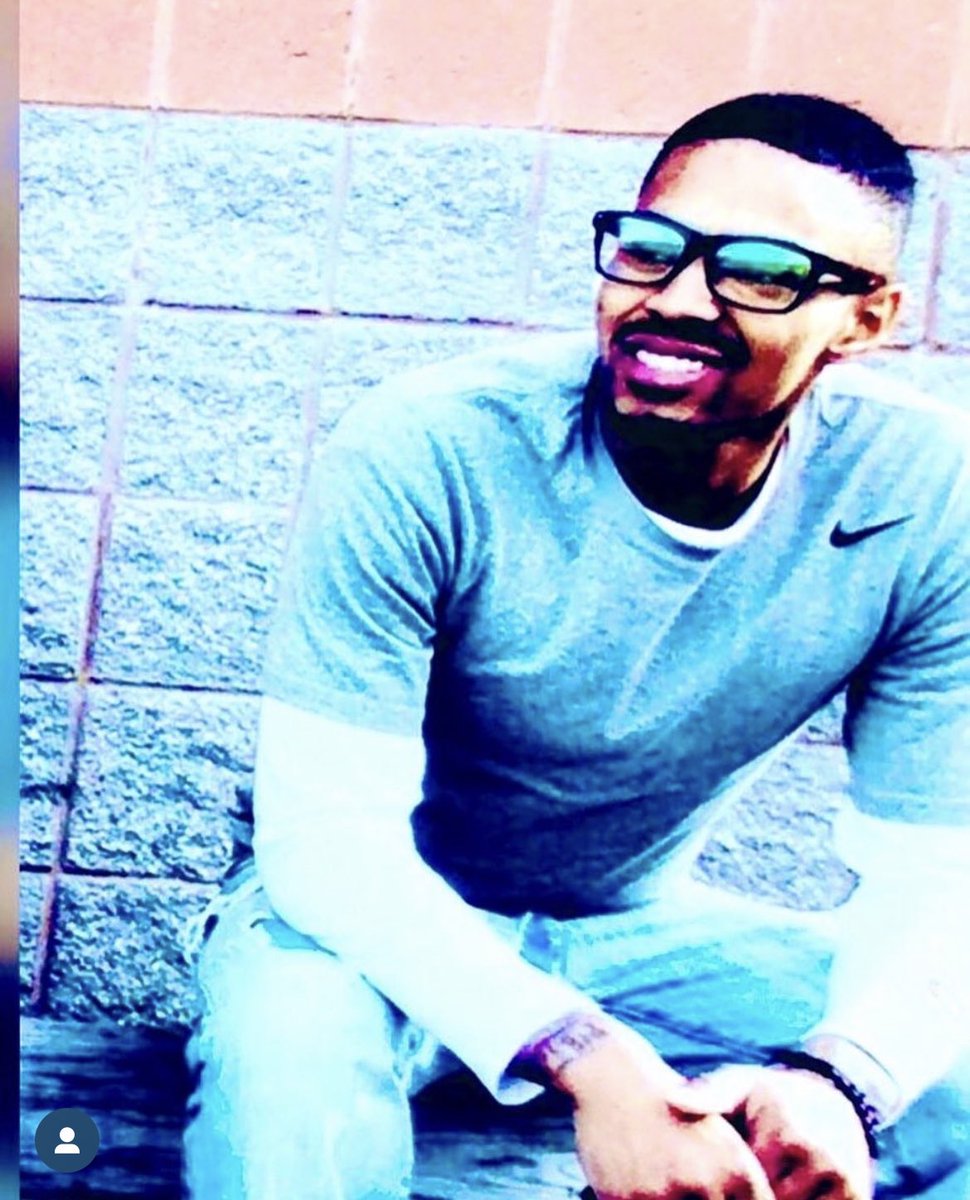 50ShadesofKellz's tweet photo. WE DID IT, SLICK!…WE DID IT LO!
#WeStillStanding #ROMEHASFALLEN #YouAboutToLoseYourJob #IAmMyHusbandsKeeper #IGotYouSlick #FreeKeithDavisJr #TilItsBackwards https://t.co/xxHaYwf3CK