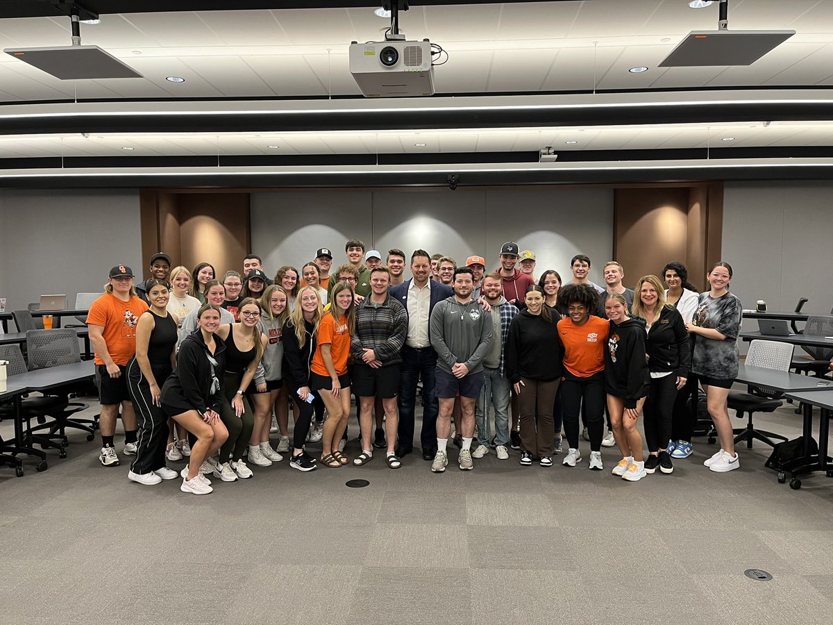 Great night in Stillwater, OK with the <a href="/OSUBrandSquad/">Oklahoma State Brand Squad</a> 💥 🤠 talking #NIL!   #FollowThePlan #Sportsbiz