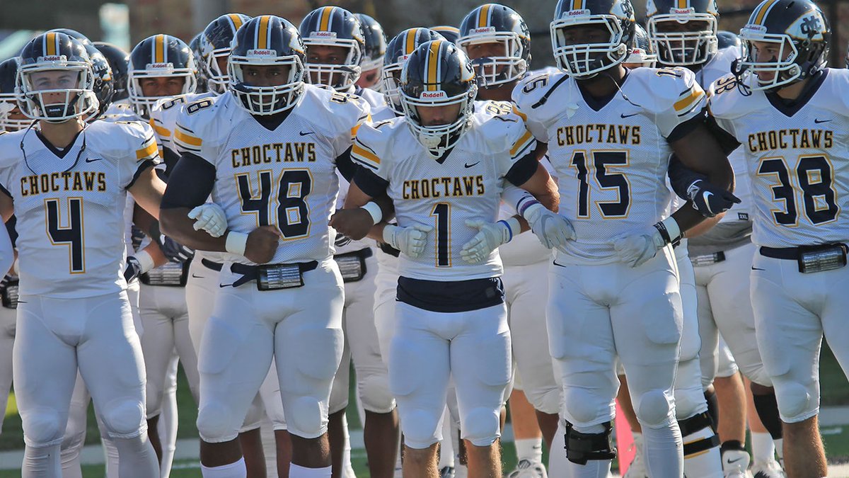 iamJCalvin4's tweet photo. Blessed to receive a offer from @GoChoctaws_FB!! @CoachJBland @CoachJayCole https://t.co/PEMICUWlrp