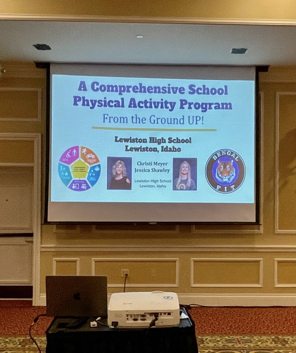 Christi Meyer tweet media