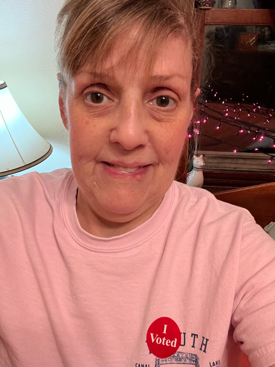 carmelina1123's tweet photo. Got out and cast my VOTE tonight in MN!  Voted BLUE down ballot on everything.  Hoping we WIN all the races!  #Vote, #VoteBLUE, #MNVoteBLUE, #VoteDems, #VoteBlueWave, #IVOTED https://t.co/9cIz2MuQcT