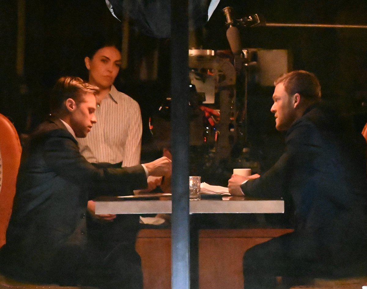 Andrew Thomas tweet media