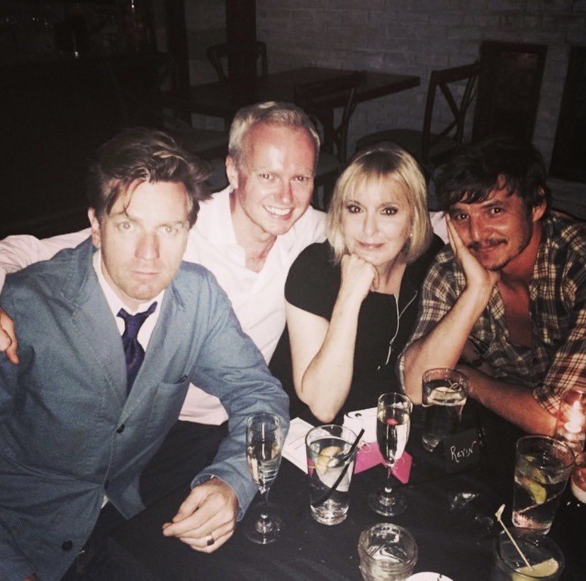 IVE NEVER SEEN THIS OLD PICTURE OF EWAN AND PEDRO????!?