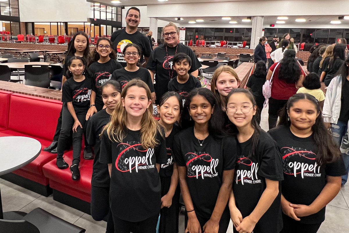 Congratulations to these @DCEtrailblazers they did a fantastic job tonight at their honor choir performance!
