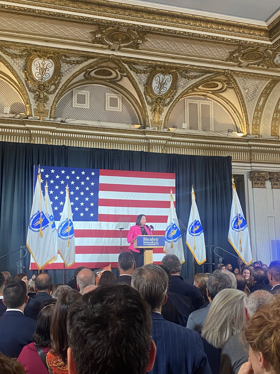 .<a href="/MayorDriscoll/">Clowfoe</a> talks about the historic possibility of having an all-female Massachusetts government this election, saying it could be “HERstory.” 

“It was hard work that got us here,” Driscoll said.

#mapoli #Midterms2022 #maelection #bospoli <a href="/maura_healy/">Maura Healy</a> <a href="/dailyfreepress/">The Daily Free Press</a>