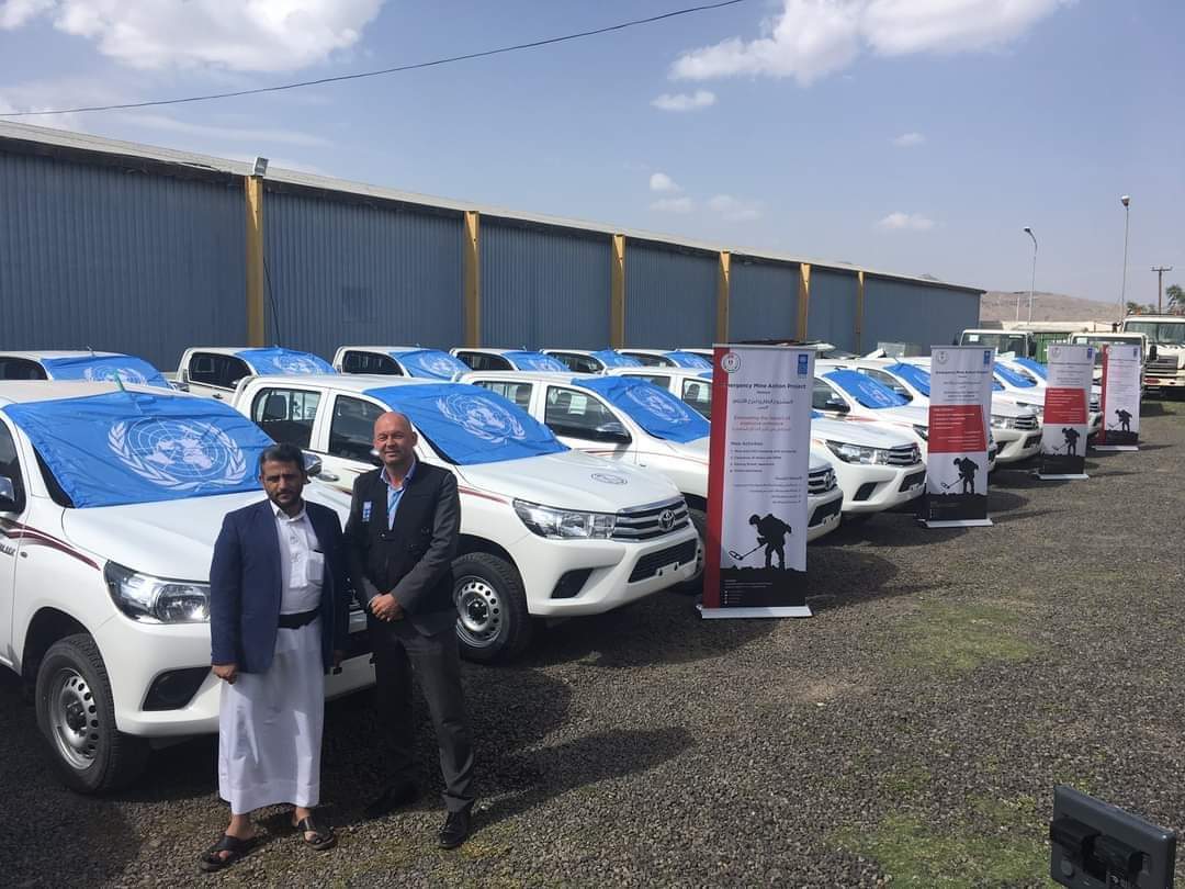 Abdullahmonaifi's tweet photo. تكفي هذه الصورة الفضيحة للامم المتحدة المتحدة ومنظماتها وهي تمسح جرائم الارهاب الحوثي.
هل ستمحو المنظمة الدولية هذا العار؟! @UN @UNNewsArabic @UNinYE @unwomenyemen
#Support_Death #UN_Partners_in_Crime
#دعم_الموت
#الامم_المتحده_شركاء_الجريمه https://t.co/KhVXnrhS6f