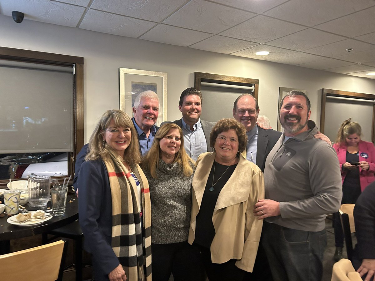 repmcentee33's tweet photo. Thank you very much to the people of Narragansett and South Kingstown for Re-Electing me to the Rhode Island House of Representatives! I can’t thank you enough for your support! It’s the honor of a lifetime to serve as your Rep!! #McEnteeFor33 ❤️ https://t.co/7g4e8BxC9V