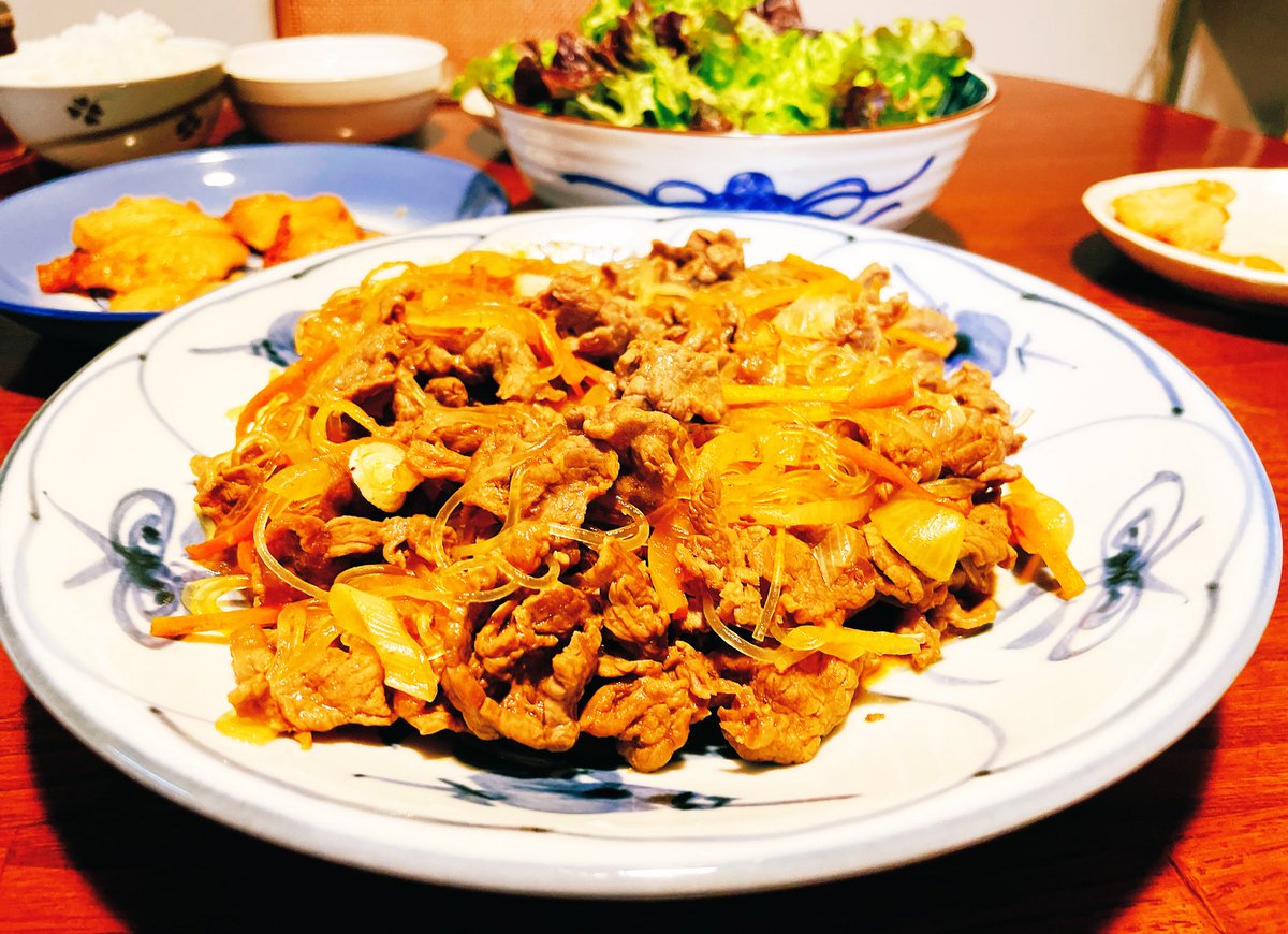 一昨日の晩ごはん＆昨日の晩ごはん🍴 ・春雨入りプルコギ ・カレイの煮付け などなどでした( ‘༥’ )ŧ‹”ŧ‹”✨ 今日はお休みなのでのんびりします😌