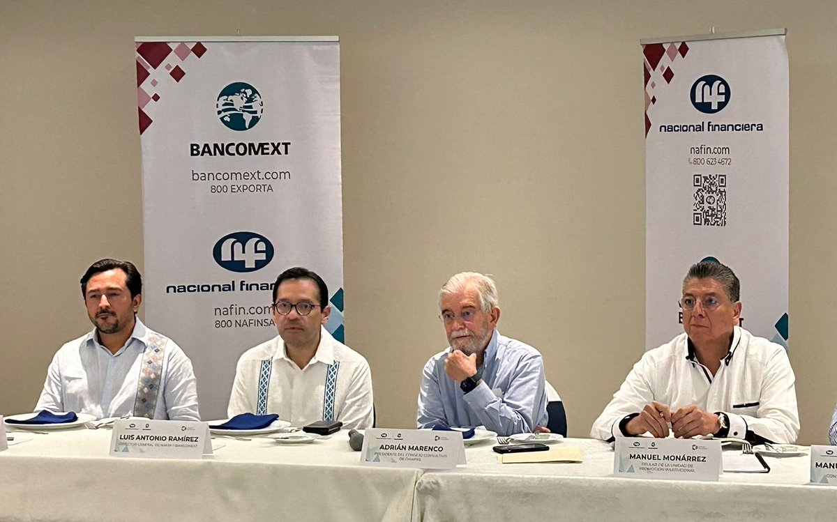 En #Chiapas, el DG se reunió con integrantes del #ConsejoConsultivo estatal.
A través de iniciativas y experiencias se fomentan acciones que impulsan el desarrollo del sur-sureste del país como oportunidades de inversión, vinculación con academia y reactivación económica.