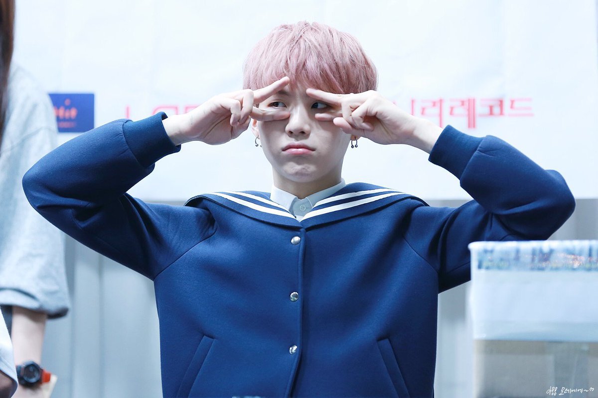 taetae9512_30's tweet photo. 정국이의 23살                                          석진이의 23살

윤기의  23살                                             태형이의 23살

#MAMAVOTE #bts @BTS_twt https://t.co/ONEhHqNoNZ