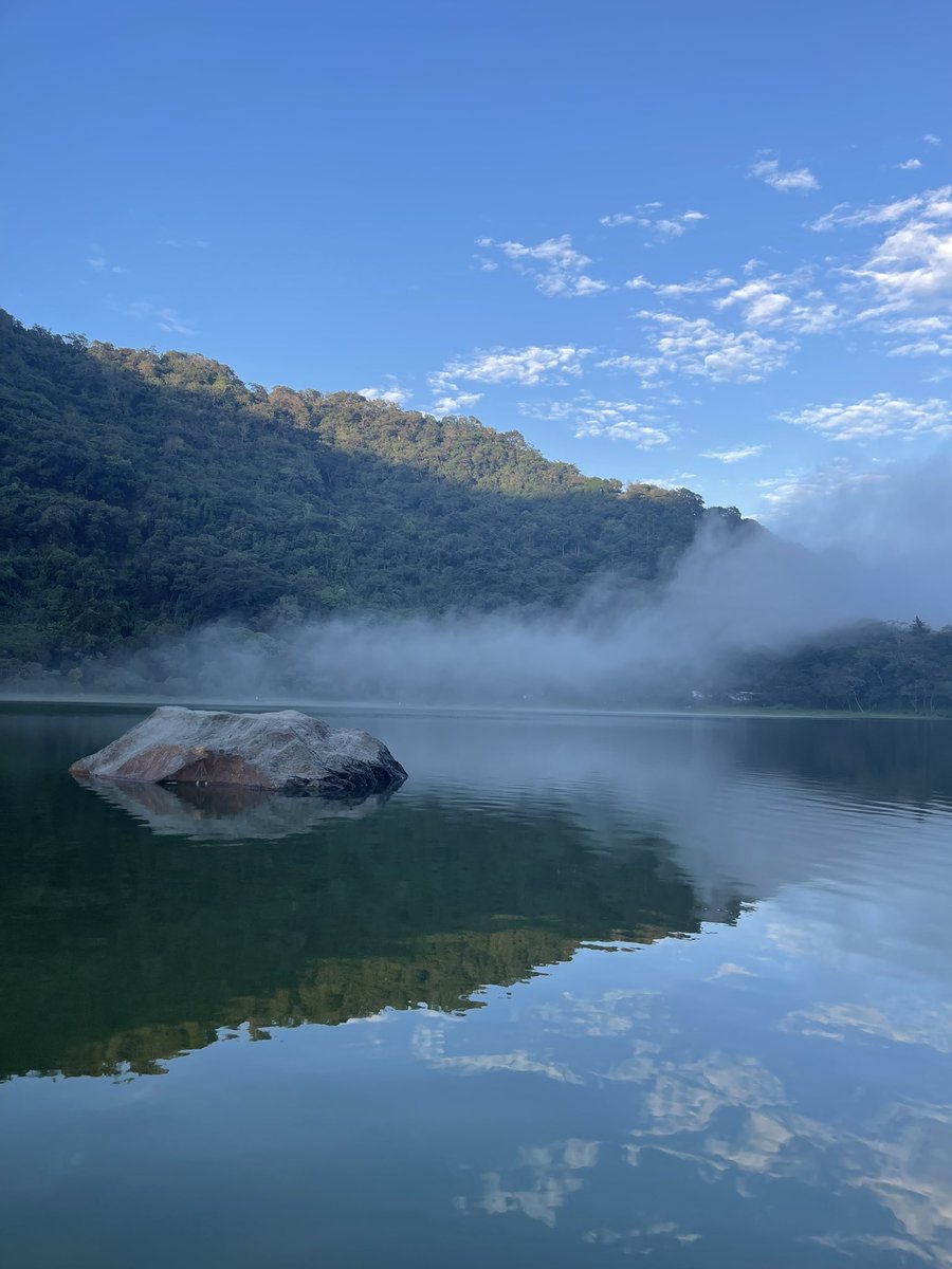 all_lz's tweet photo. Hace tanto tenía planeado ir a la Laguna de alegria  pero nunca se me daba, hoy logré ir, y puedo garantizar que es un lugar increíble y mi favorito en el mundo ✨ https://t.co/eRD4Exel6O