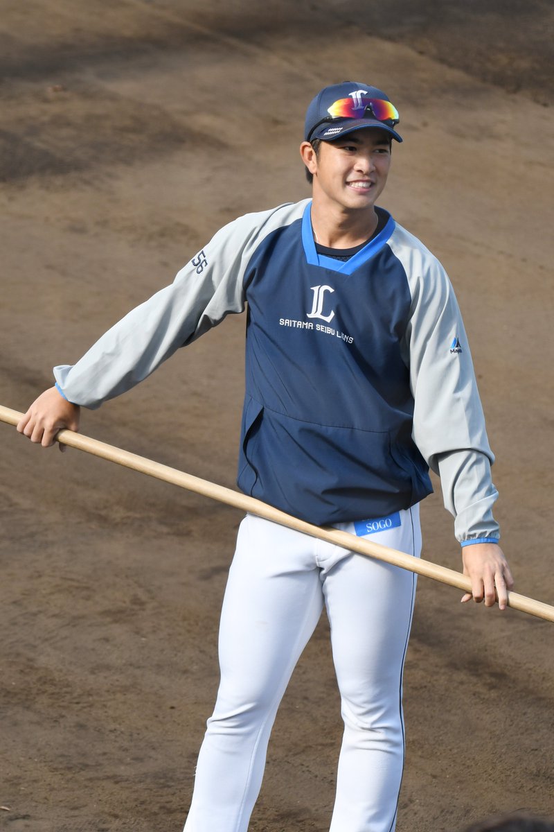即出荷 埼玉西武ライオンズ 川野涼多 MAJESTICトレーナー フリース