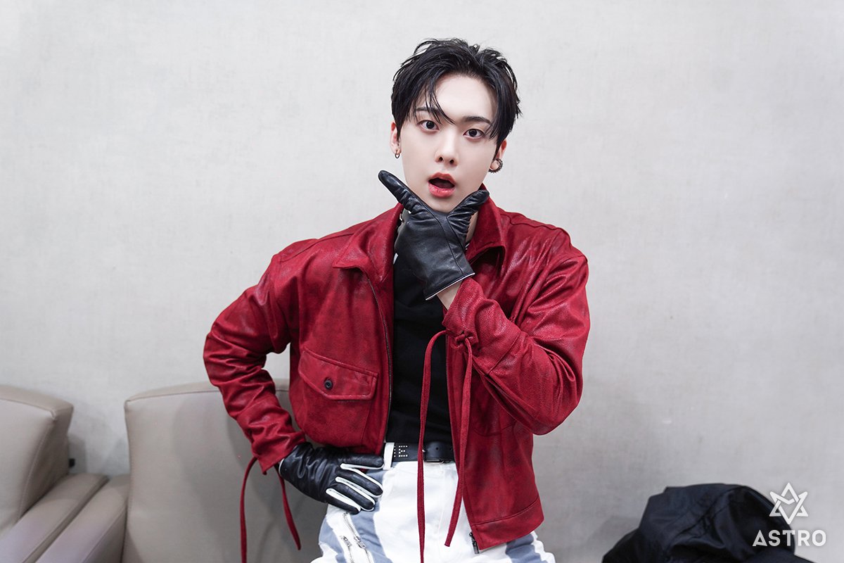 ASTRO FANCAFE tweet media