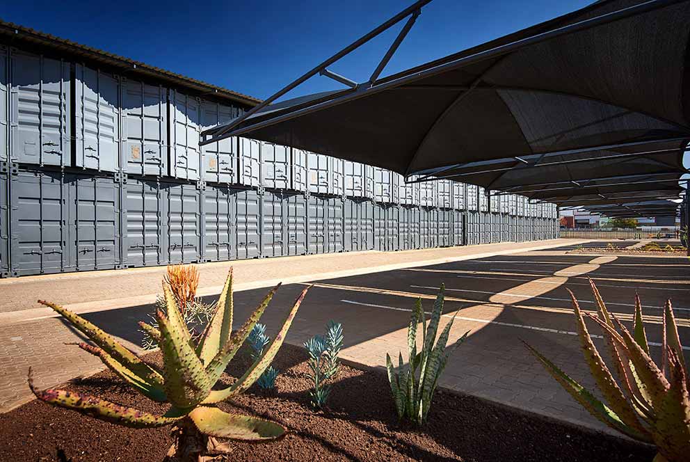 XtraSpaceSA's tweet photo. Need temporary storage for business equipment, furniture or other items?

XtraSpace #Centurion branch in #Zwartkop offers secure, impeccably clean storage units at affordable rates: https://t.co/89eN5kW1zx https://t.co/rTu4kZ35u3