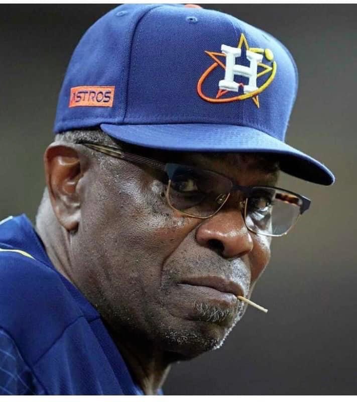 TimKennedyMMA's tweet photo. As everyone freaks out about the election here is Dusty Baker. He served in the Marine Corps during the Vietnam War as a mechanic 1968 to 1974 making $102.30 a month and now has a $2 Million salary and Coach to win the World Series! One hell of a patriot! #usmc #usmcveteran https://t.co/FDsMAlol5r