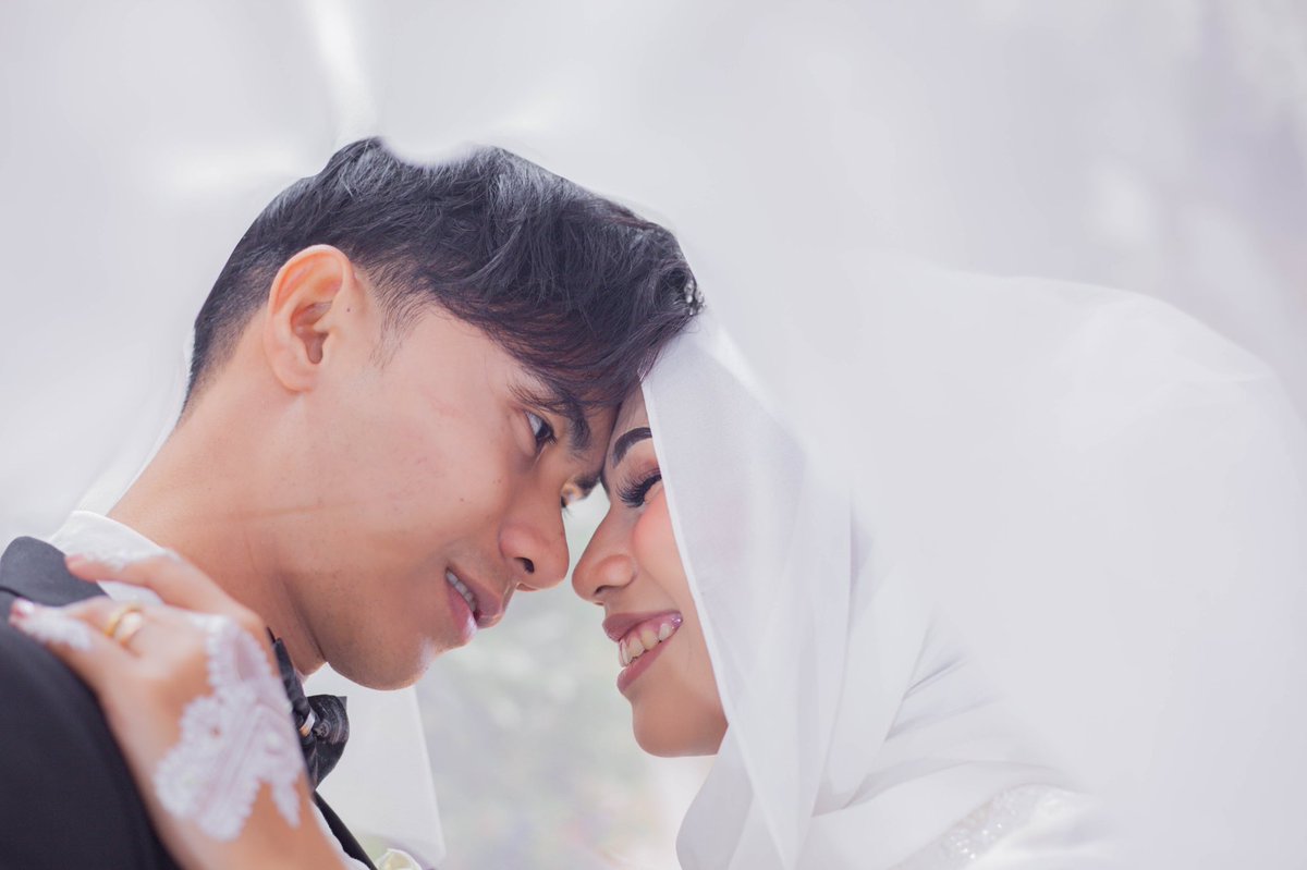 yuyuridayuuu's tweet image. made the first move to get to know him before 🫣🥹🤍

and from this :                           to this :