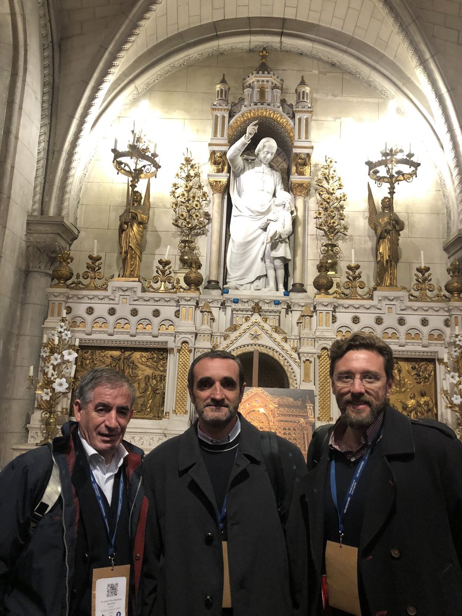 #IAlUBeauvais reúne a las Universidades Lasalianas a nivel mundial. El primerdía para escuchar los retos que desde el Instituto se demanda a nuestras Universidades. <a href="/LaSalleMAD/">La Salle Campus MAD</a> 
El plato fuerte de hoy ha sido el trabajo con el H. Armin y el H. Carlos (superior y Vicario General)