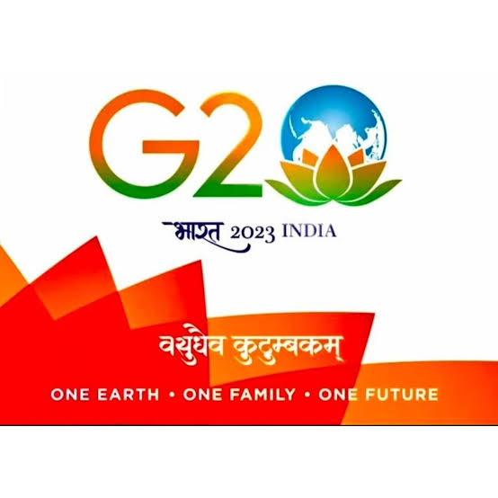 AskAnshul's tweet photo. It's shameful that some people have a problem with the 'lotus' in India's G20 Presidency logo &amp; calling it the BJP logo

Lotus was declared the national flower in 1950. BJP formed in 1980

Hatred against a political party or politician should not be hatred against your own nation https://t.co/OE73255ocY