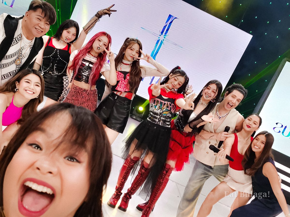 KEVS58945106's tweet photo. #BawalJudgmental Special

ICYMI TEAM LAPIS 🇰🇷🎶🤞👍😊Mapapanood nyo na muli ang Replay (FullEpisode) sa GuestPerformance ng New K-POP Group LAPILLUS Thru @EatBulaga Official Youtube Channel

Enjoy Watching Everyjuan!
Lapillus Meets Dabarkads

#EB43 #EatBulaga #LapillusOnEB https://t.co/FkevXz5rfS