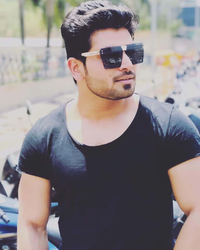 Who is the best in BB16 .....

Retweet for 🔁                               
#PriyankaChaharChaudhary 
Like for ❤️ #ShivThakre 

#ShivThakare𓃵 #PriyankaChaharChoudhary𓃵 

Shiv k supporters sb k sb follow bhi kr lena 🥺🤏...