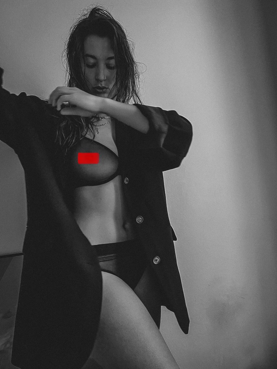 sophieandjune69's tweet photo. Current cravings: summer, drinks, bed ๐
#onlyfans #onlyfansgirl #onlyfansboobs #onlyfansbusted #onlyfansunderwear #onlyfanslingerie #onlyfansbabe #onlyfanshottest #onlyfansnatural https://t.co/PuqcHKrUwj