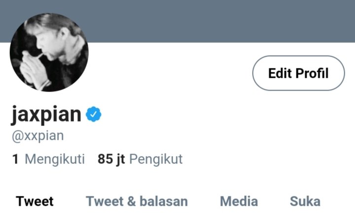 pwourstill's tweet photo. #perkenalan https://t.co/eZCGrjBXl4